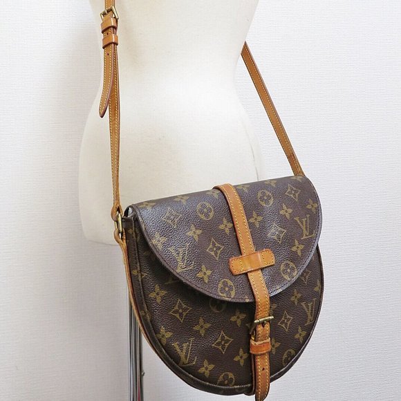 Louis Vuitton Handbags - LOUIS VUITTON CROSSBODY HANDBAG